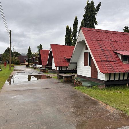Mae Chaem Hotel And Resort Exteriör bild