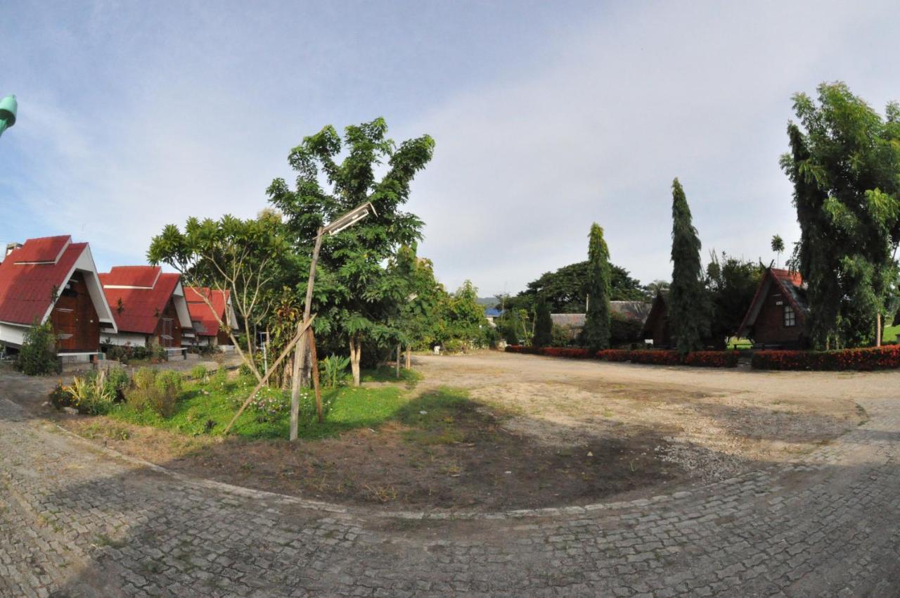 Mae Chaem Hotel And Resort Exteriör bild