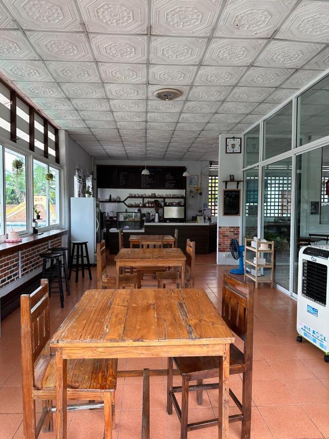 Mae Chaem Hotel And Resort Exteriör bild